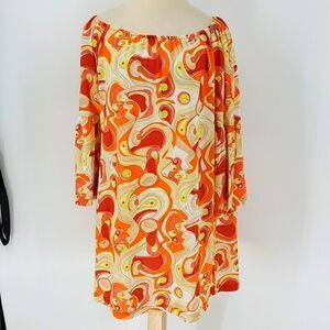ELYSA SUZANNE Vintage dress. Size small.  Bell sleeves. Orange and yello…